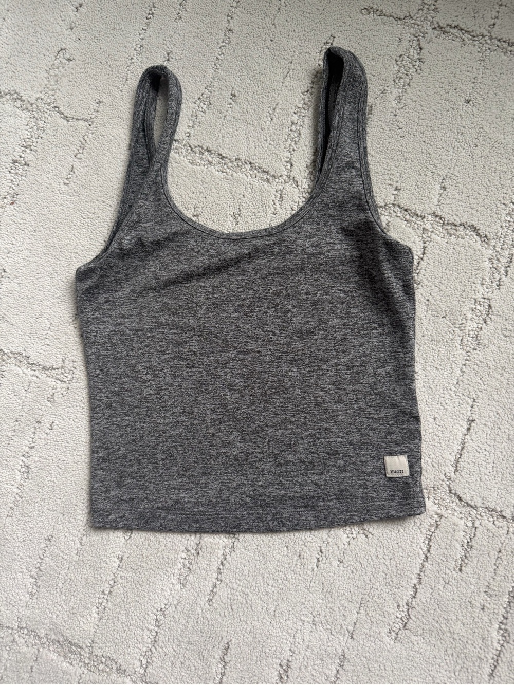 Vuori Heather Gray Crop Tank Top XS Soft Stretch Athletic Yoga
